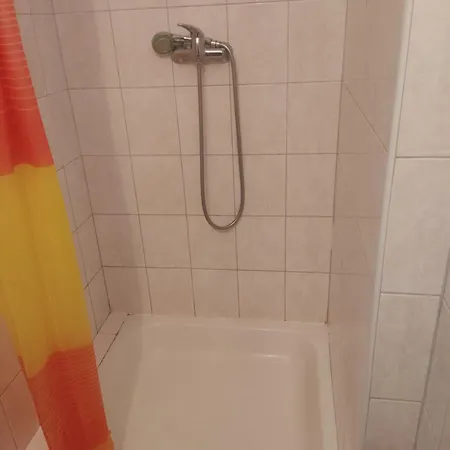 Pod Hradem 111