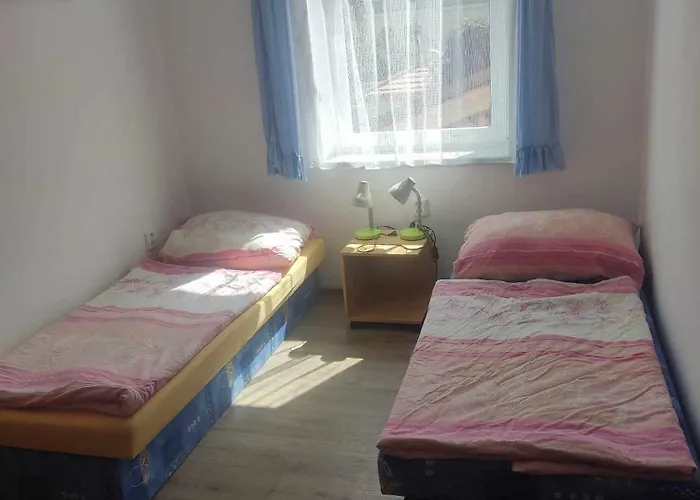 Pod Hradem 111 *