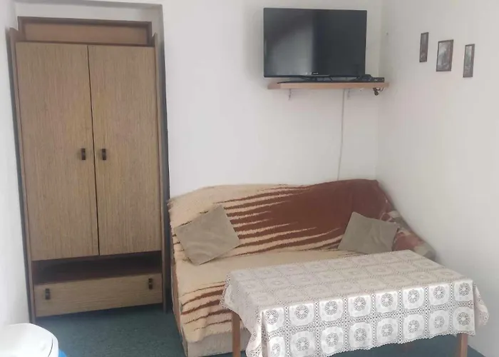 Pod Hradem 111 Apartment Dobronice
